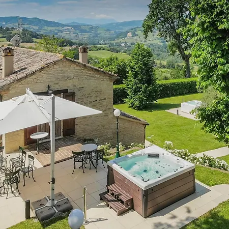 ヴィラ Scenic With Heated Pool *