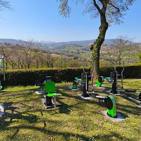 Scenic With Heated Pool SantʼIppolito