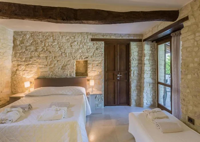 Scenic With Heated Pool