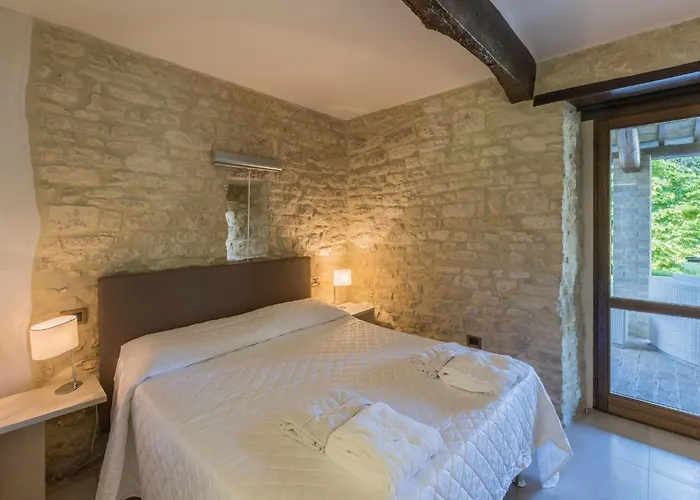 Scenic With Heated Pool Villa