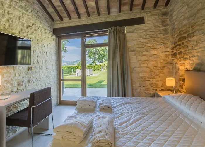 Villa Scenic With Heated Pool SantʼIppolito