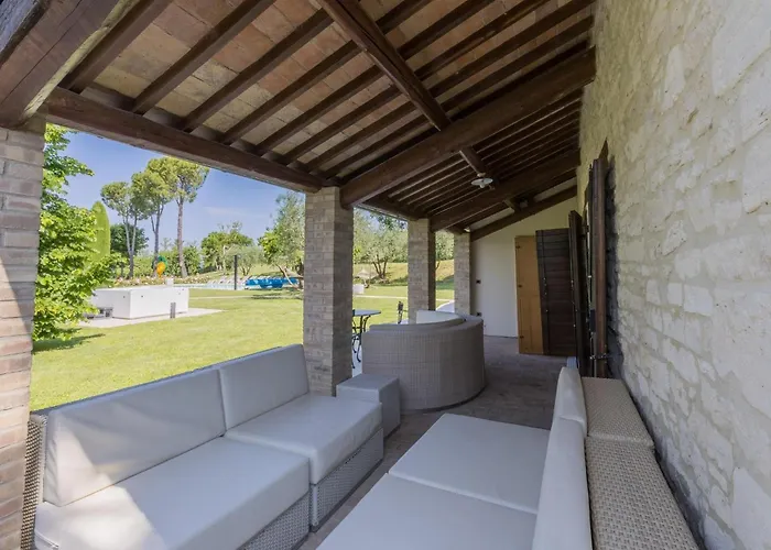 Scenic With Heated Pool Villa SantʼIppolito