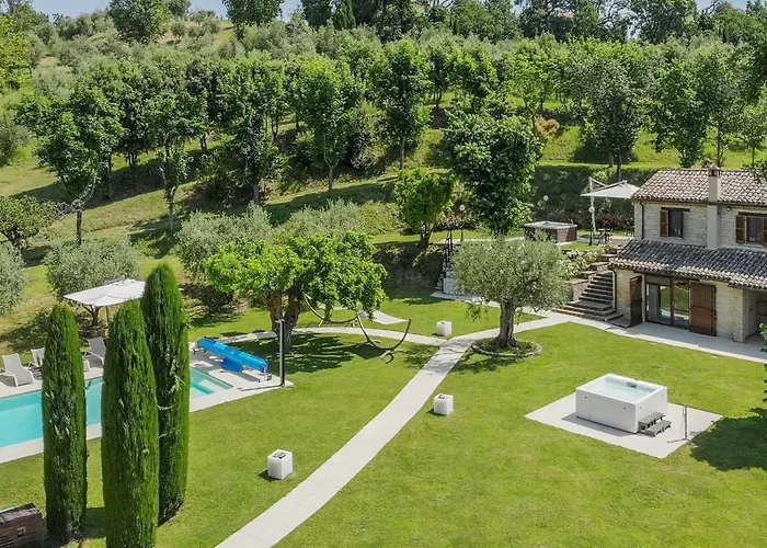 Scenic With Heated Pool Villa