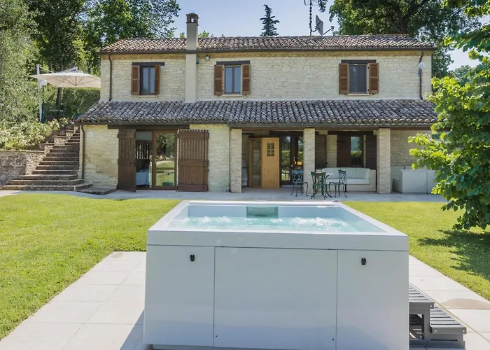 Villa Scenic With Heated Pool *