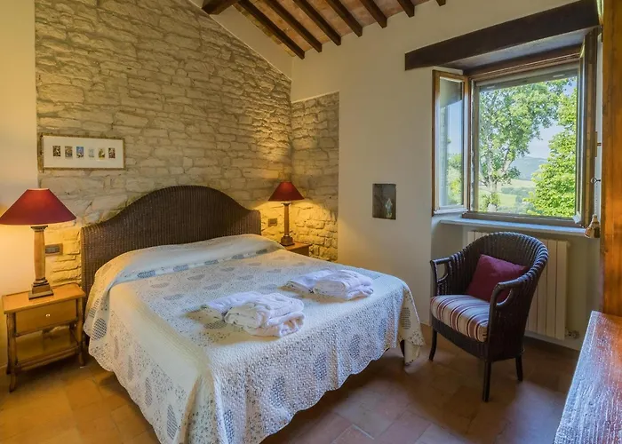 Scenic With Heated Pool Villa SantʼIppolito