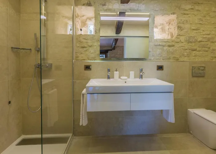 Scenic With Heated Pool SantʼIppolito